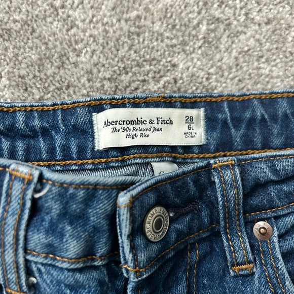 Abercrombie 90s straight leg Jeans - Picture 2 of 3